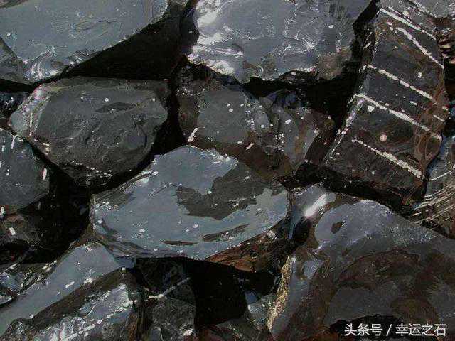 招财又辟邪的宝石，黑曜石