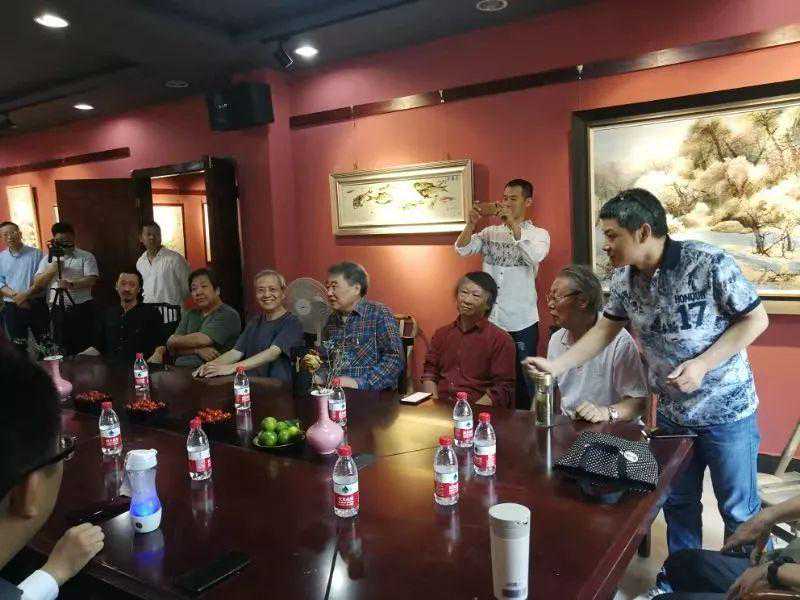 宁晋这一瑰宝来到了“瓷都”……