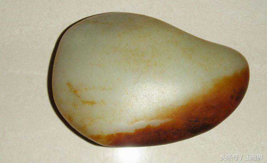 看高手怎么给和田玉留皮的，果然神来之笔