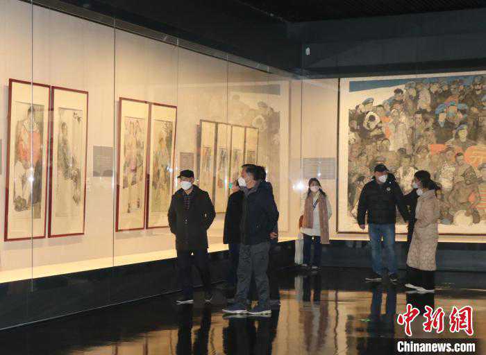 “墨彩时光”贾发军中国画作品展郑州开幕