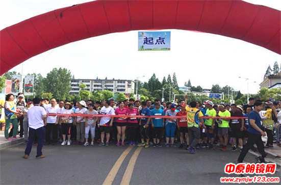 潢川征战信阳市五运会徒步竞走赛旗开得胜