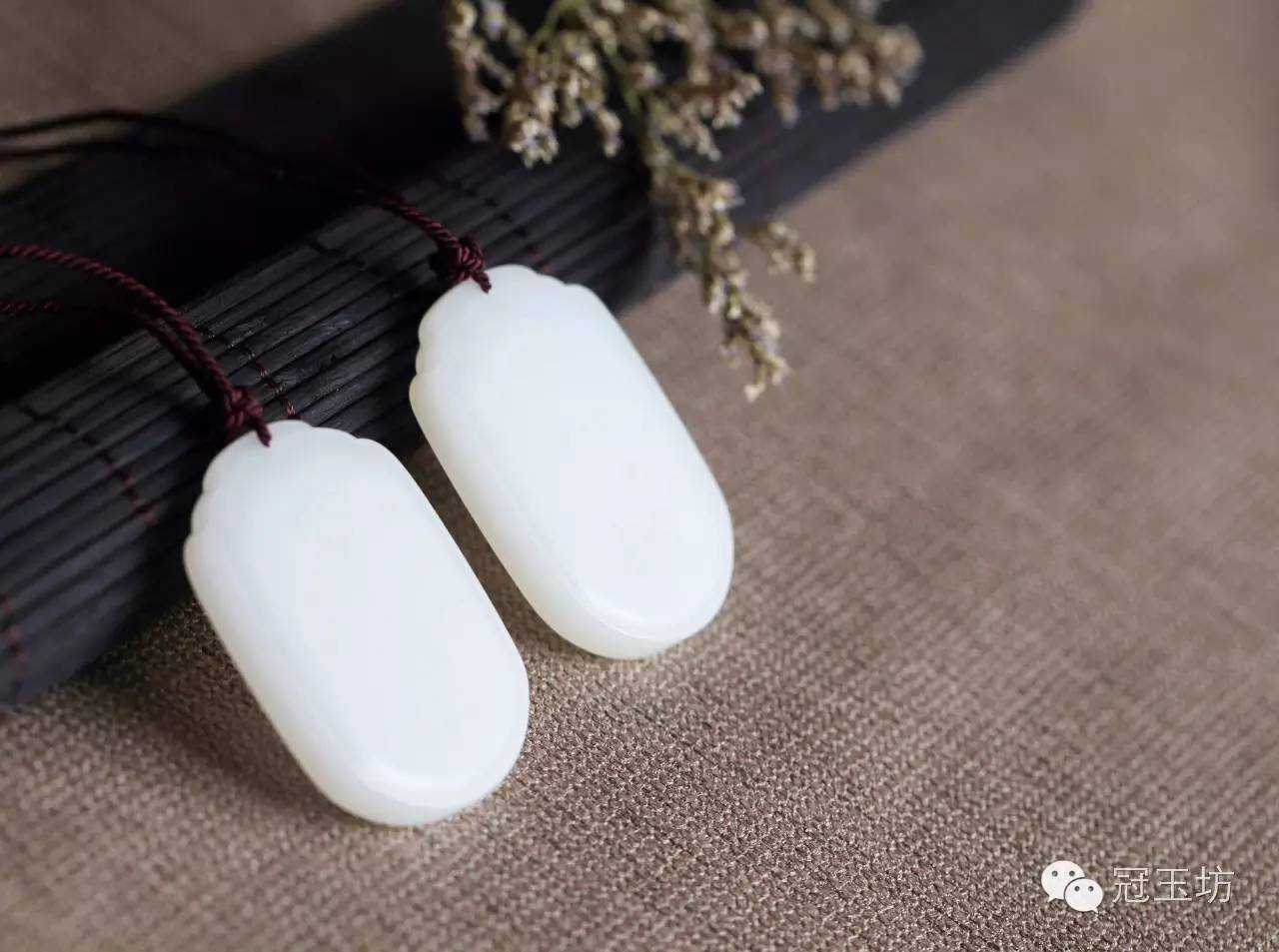 对佩的演变：繁华尽退愿与君老