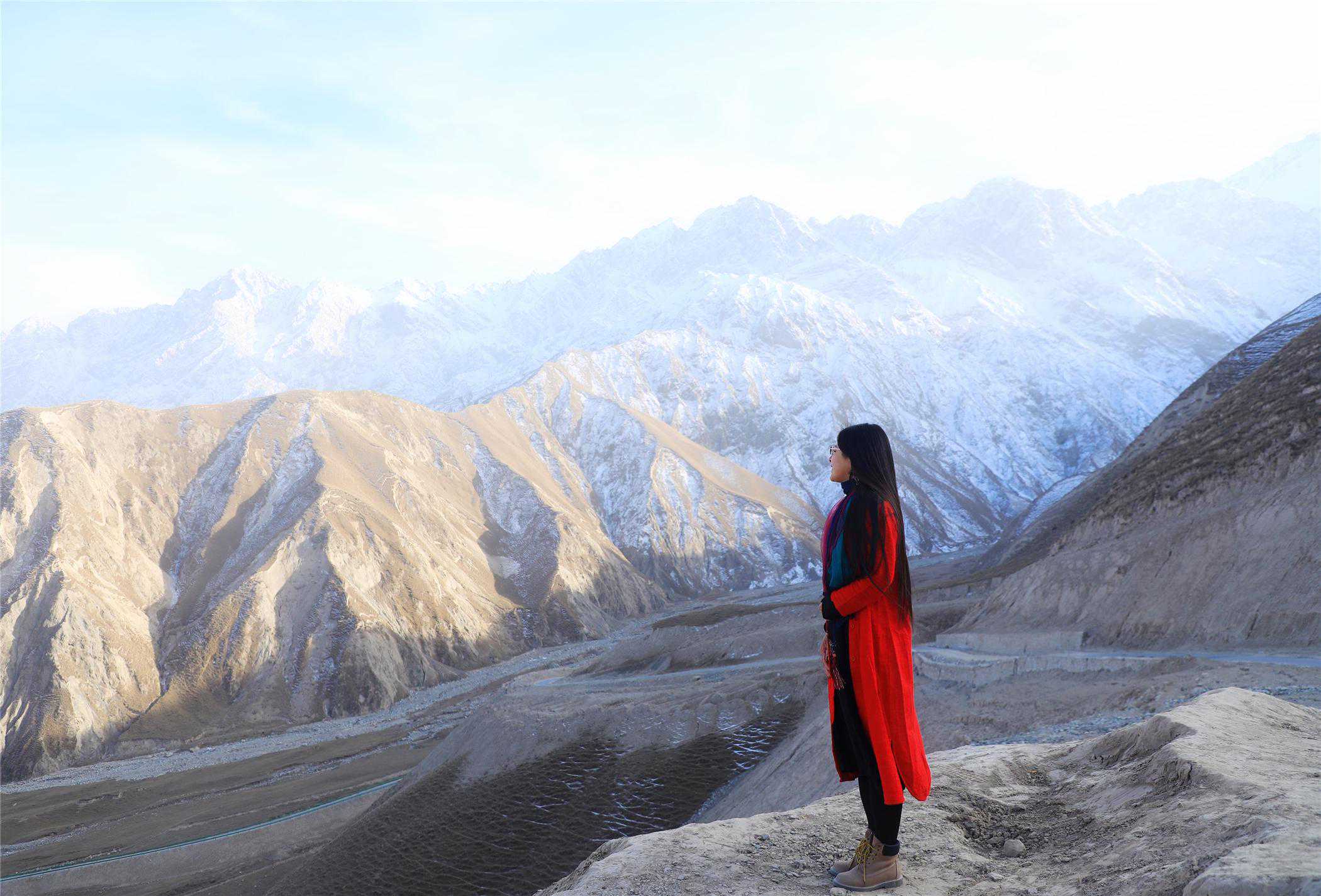 新疆和田玉为什么那么贵？走一次昆仑天路你就知道了