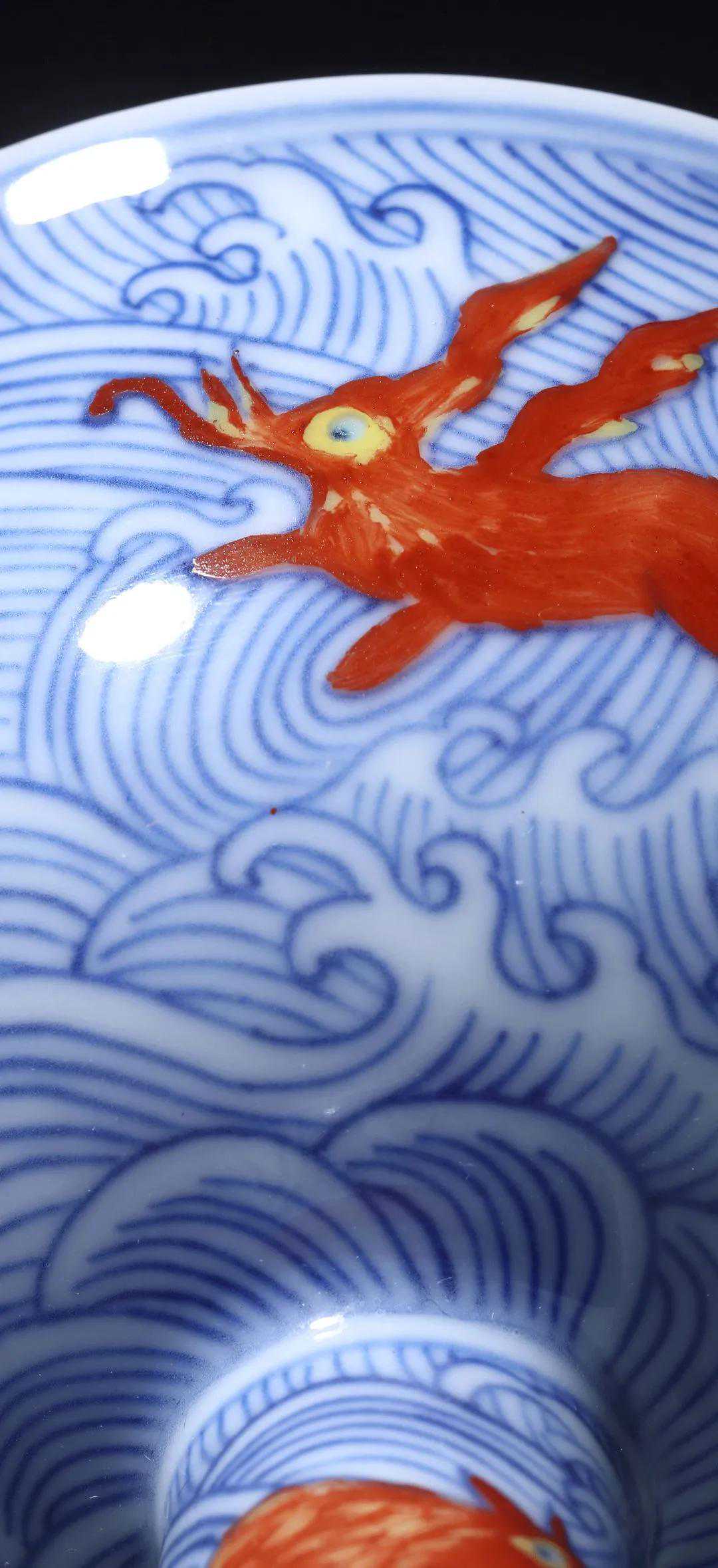 清雍正  青花矾红海八怪高足杯