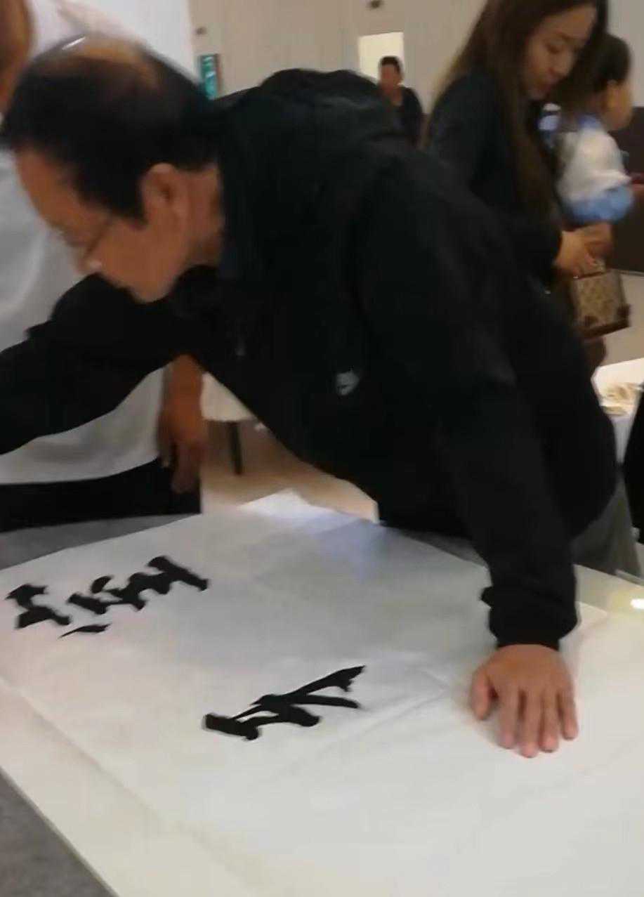 建功新时代，奋进新征程---陕西书画名家书画进百县走进陕西彬县