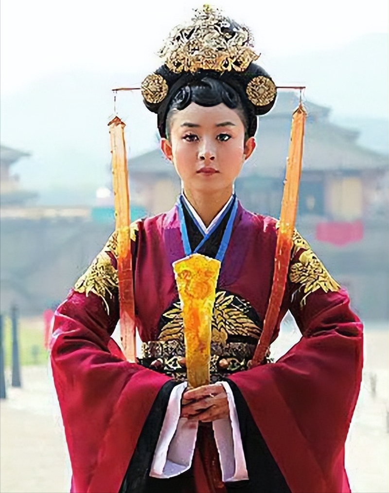 从奶妈到第一女相，陆令萱为何被称为亡国妖女，她到底做了什么？