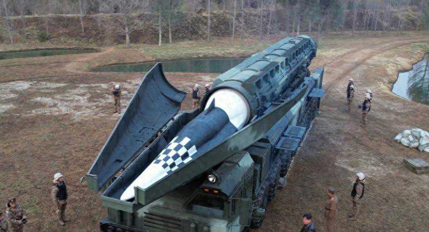 弹头会打水漂，朝鲜“火星炮-16B”成功发射，韩看清了后十分头疼