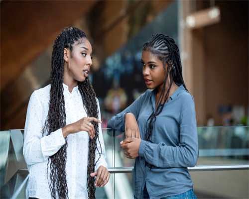 不是复姓，却硬要取四字名字，到底low不low？网友的回答太