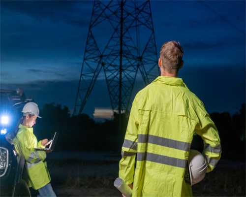 在比较中认识和把握母钱的特征