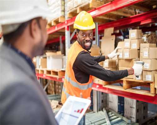 《读者》涨价50%：从6元涨到9元/册，受纸张涨价等影响