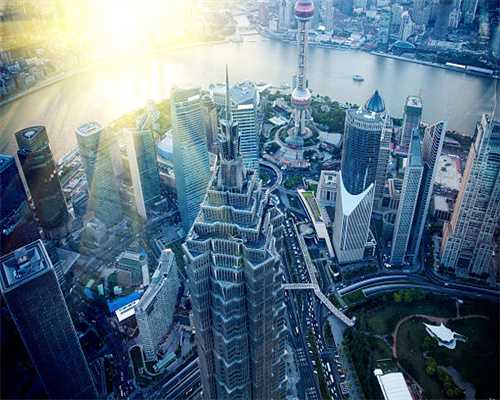 北京潘家园实拍：中国最大的古玩市场，工作日时卖货的比顾客还多