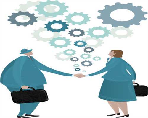 苦恋竹马的第三年，他跟班里倒数第一的校花在一起了